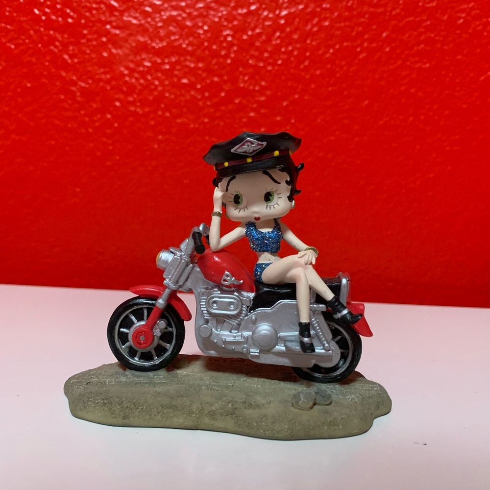Biker Betty Boop Collectable Figurine